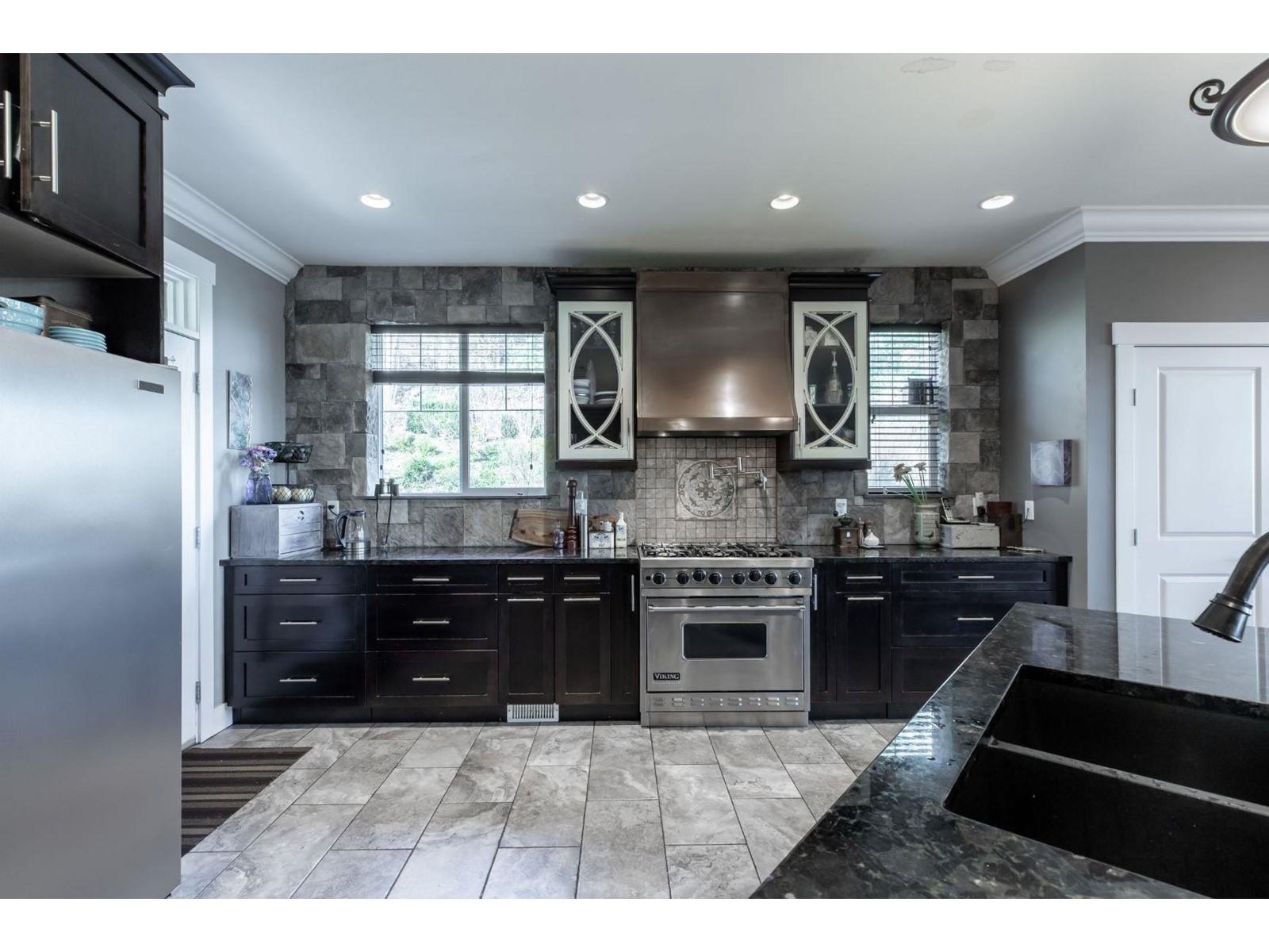 2379 Chardonnay Lane, Abbotsford, BC