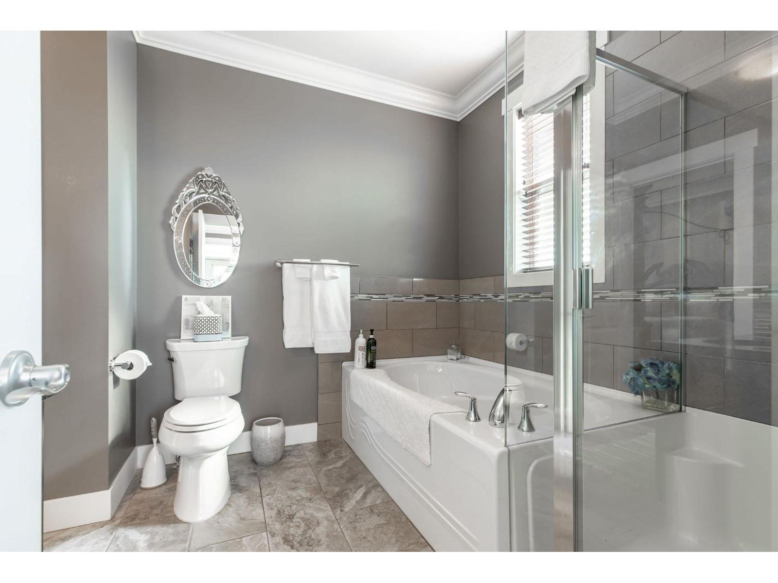 2379 Chardonnay Lane, Abbotsford, BC