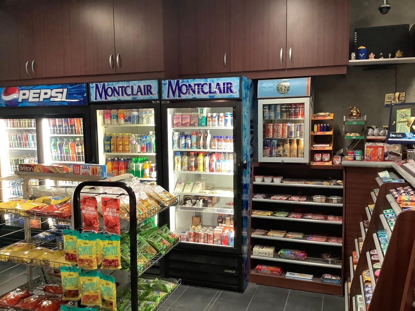 Intérieur - 5 Boul. Cartier O., Laval (Laval-Des-Rapides), QC