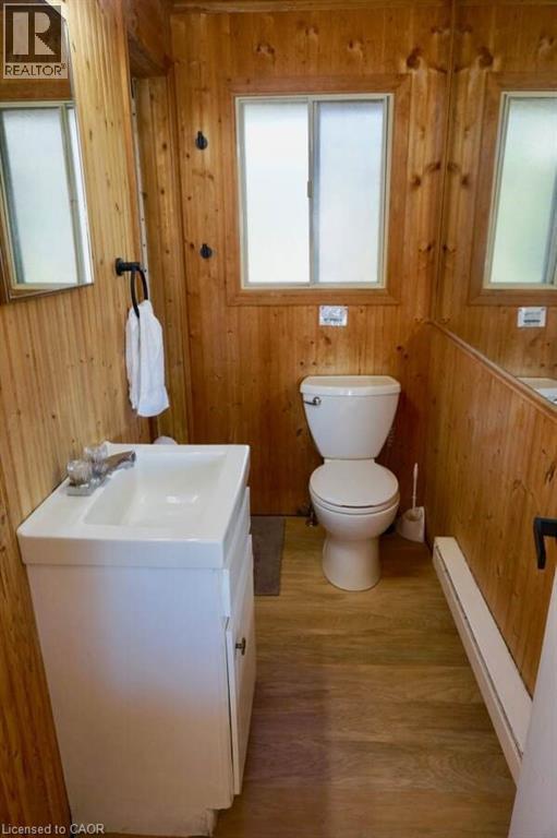 1536 Tiny Beaches Road N, Tiny, ON - Indoor Photo Showing Bathroom