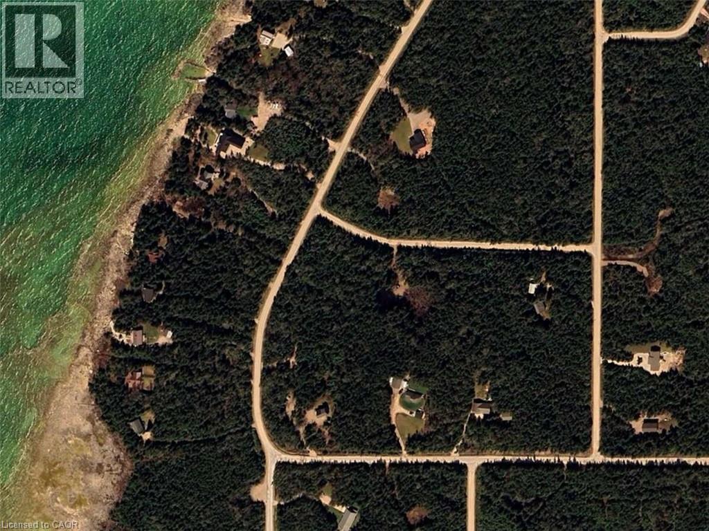 6 Dunn Street, Lion'S Head, ON