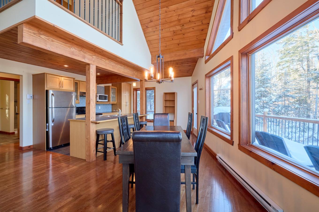 Salle à manger - 95 Ch. Du Domaine-Escarpé, Saint-Donat, QC - Indoor Photo Showing Dining Room