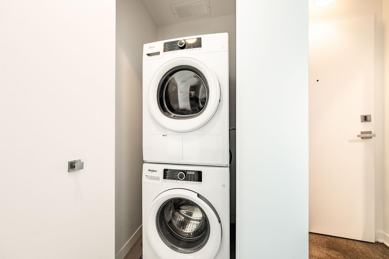 Laundry room - 2205-1160 Rue Mackay, Montréal (Ville-Marie), QC - Indoor Photo Showing Laundry Room
