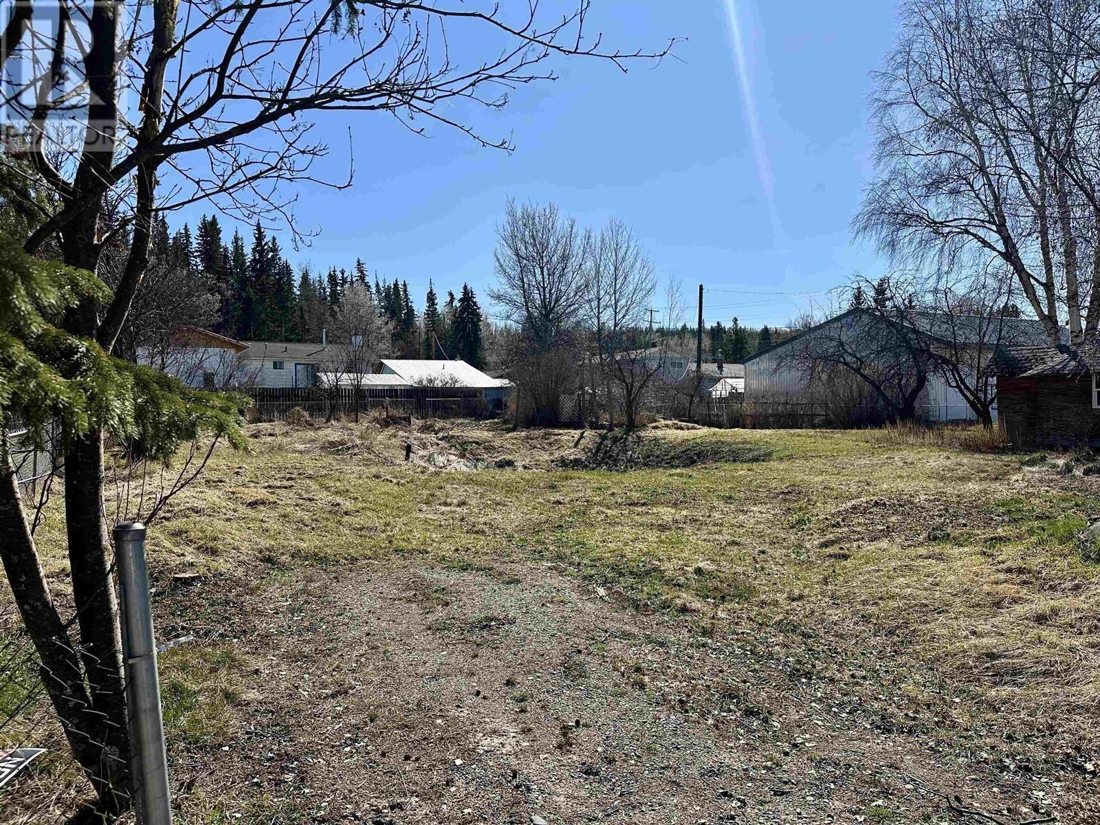 272 W 3Rd Street, Vanderhoof, BC