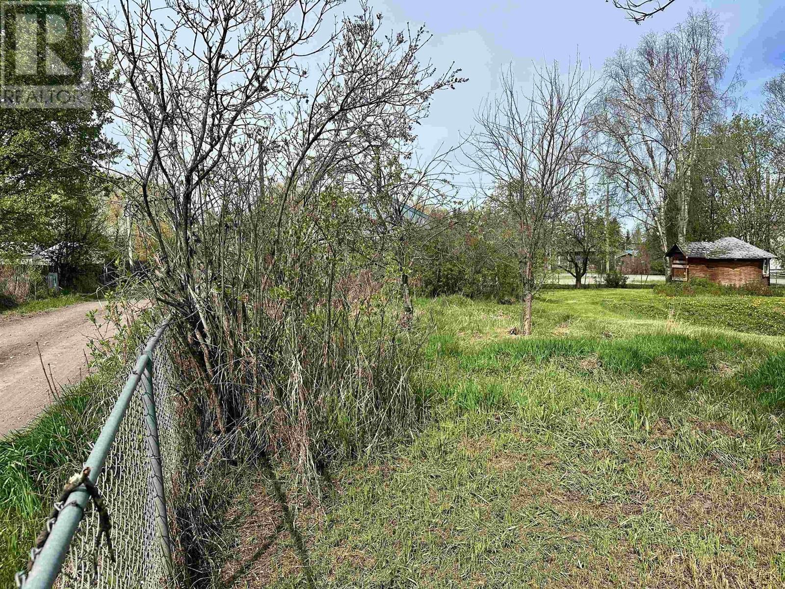 272 W 3Rd Street, Vanderhoof, BC