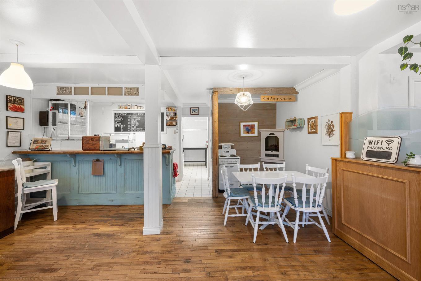 11377 Peggys Cove Road, Seabright, NS