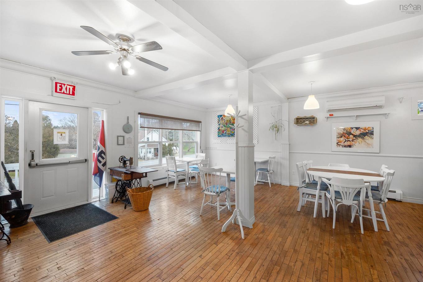 11377 Peggys Cove Road, Seabright, NS