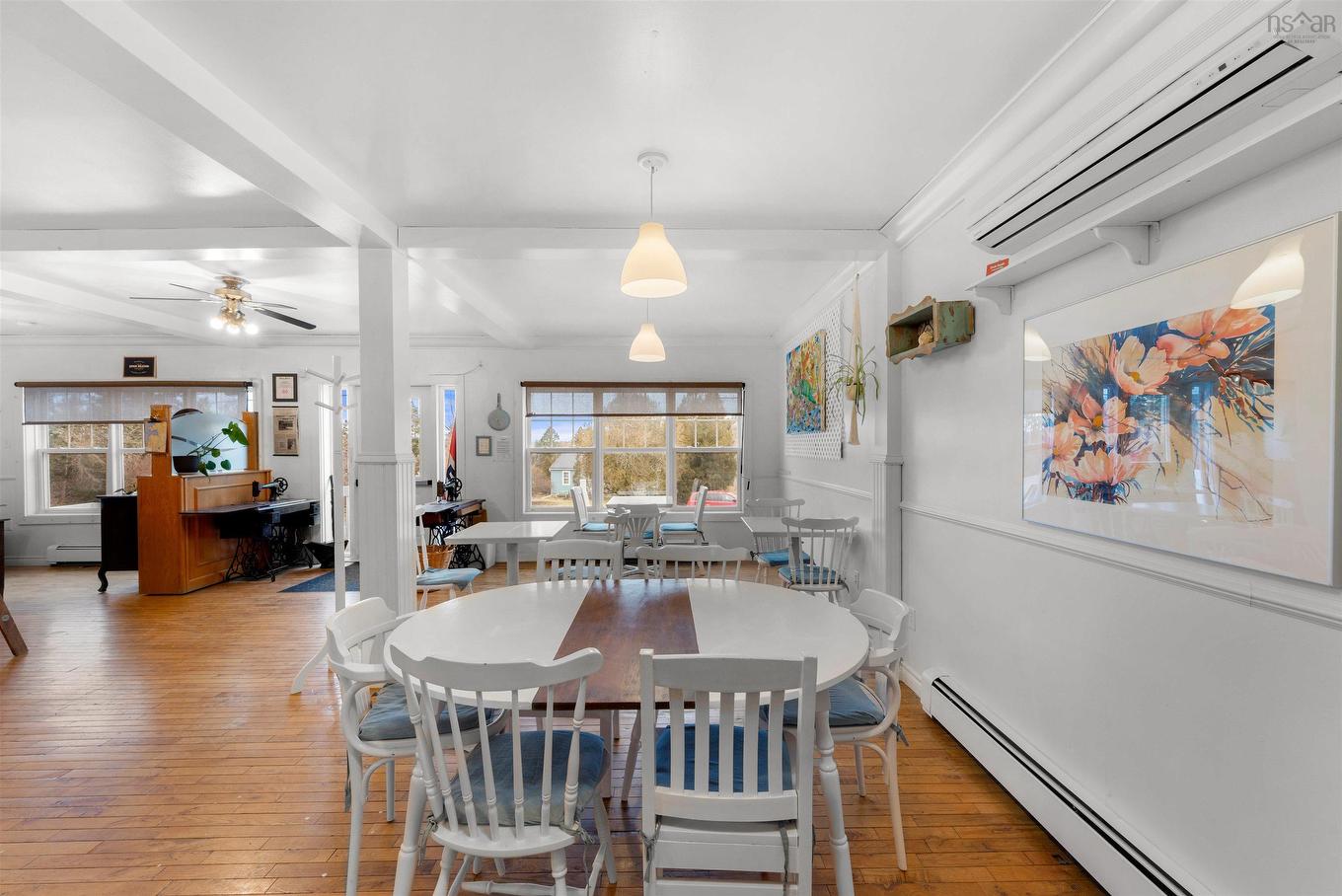 11377 Peggys Cove Road, Seabright, NS