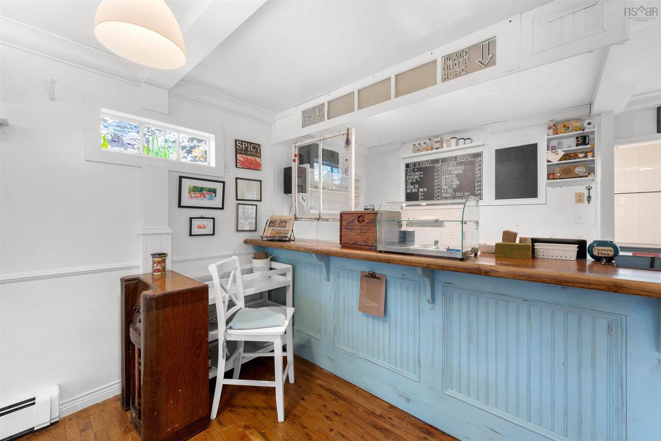 11377 Peggys Cove Road, Seabright, NS