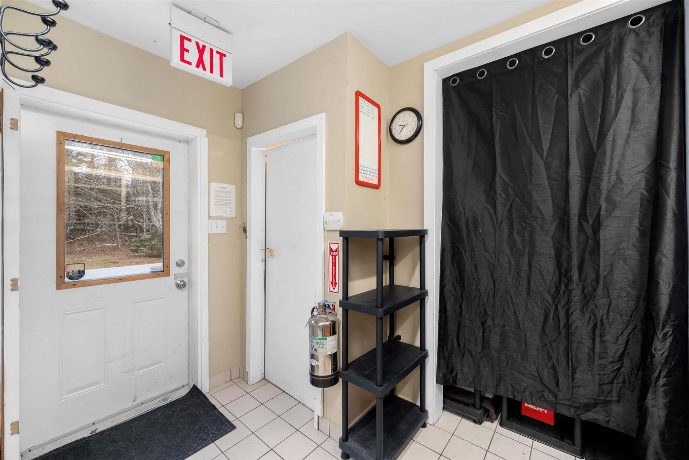 11377 Peggys Cove Road, Seabright, NS