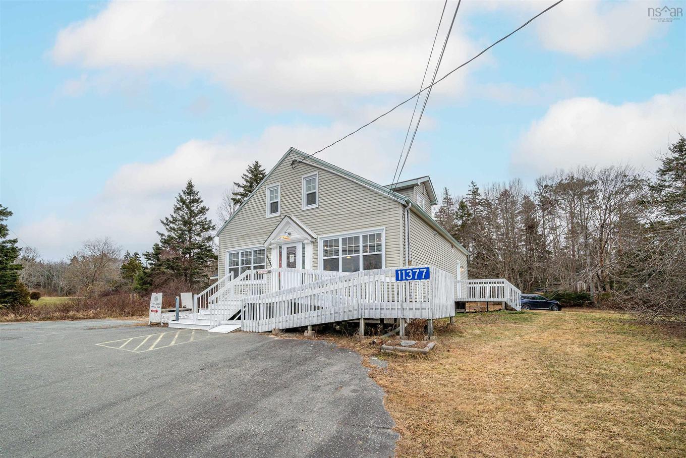 11377 Peggys Cove Road, Seabright, NS