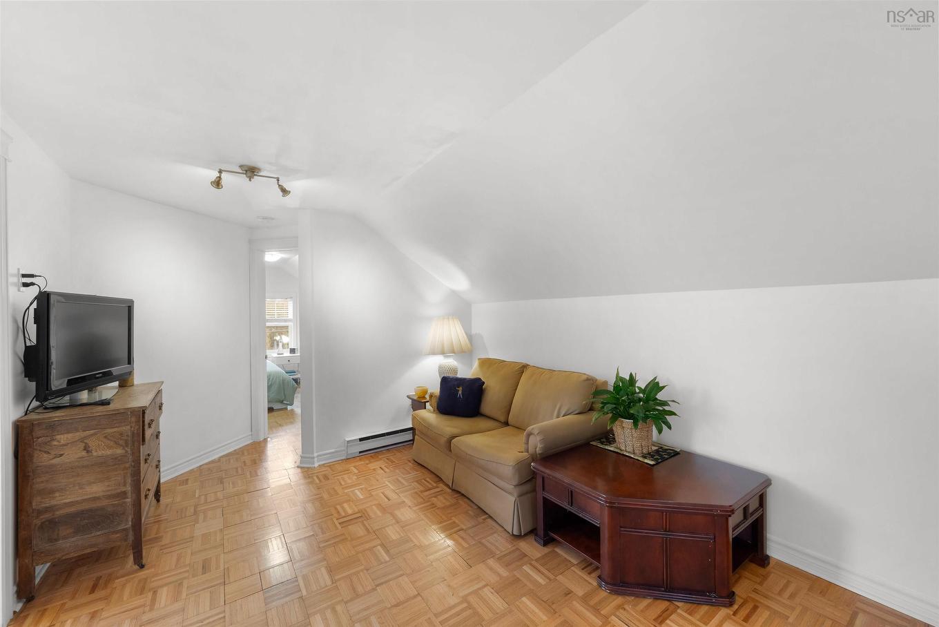 11377 Peggys Cove Road, Seabright, NS