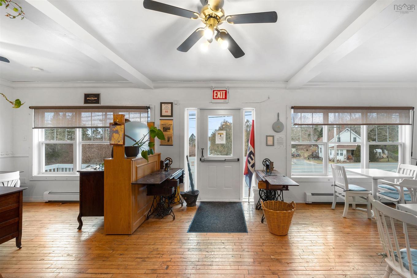 11377 Peggys Cove Road, Seabright, NS