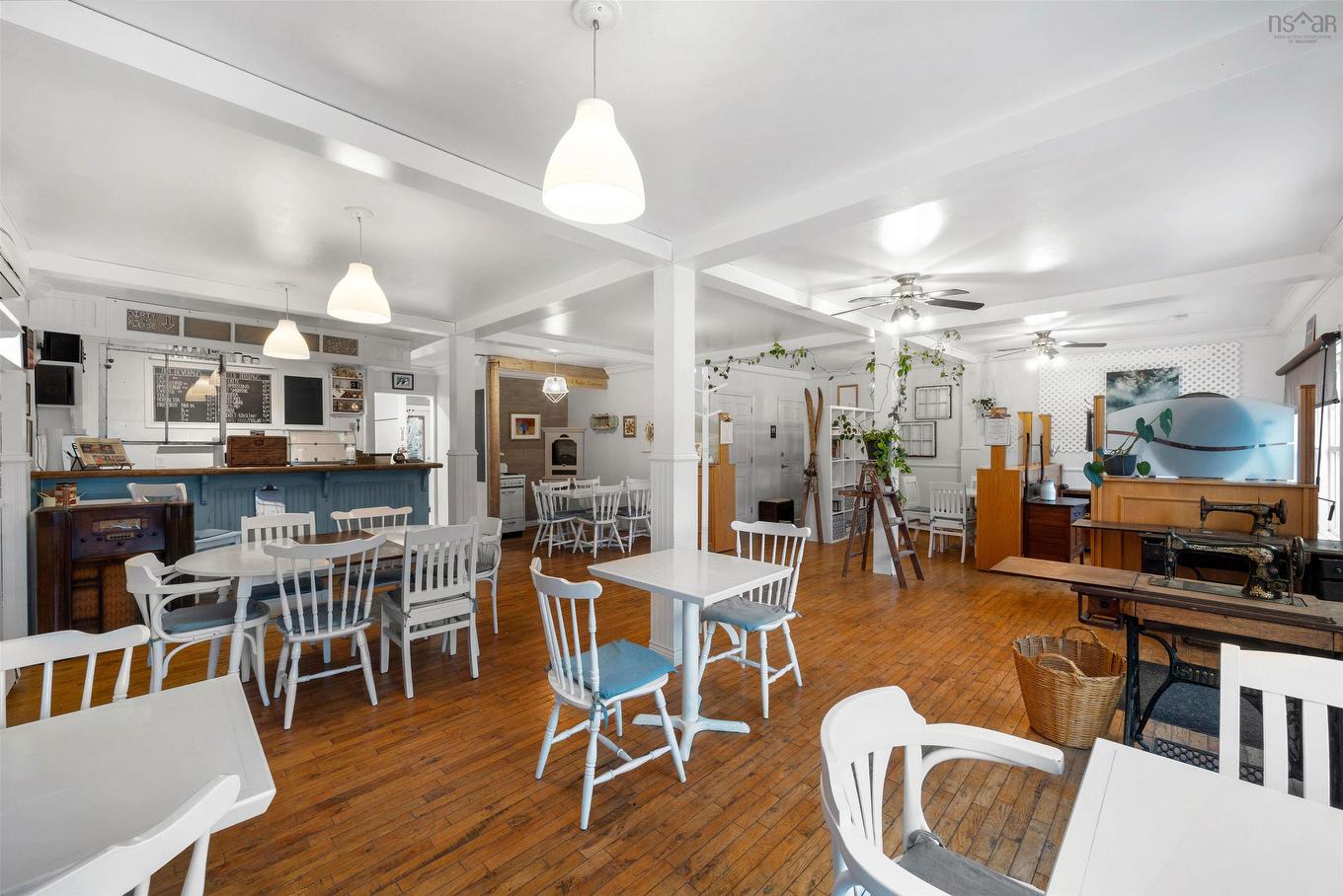 11377 Peggys Cove Road, Seabright, NS