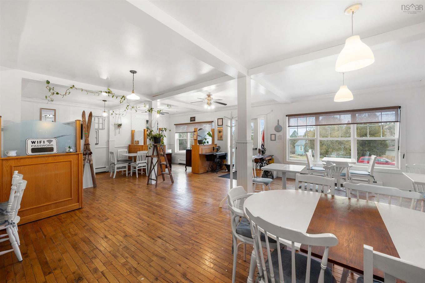 11377 Peggys Cove Road, Seabright, NS