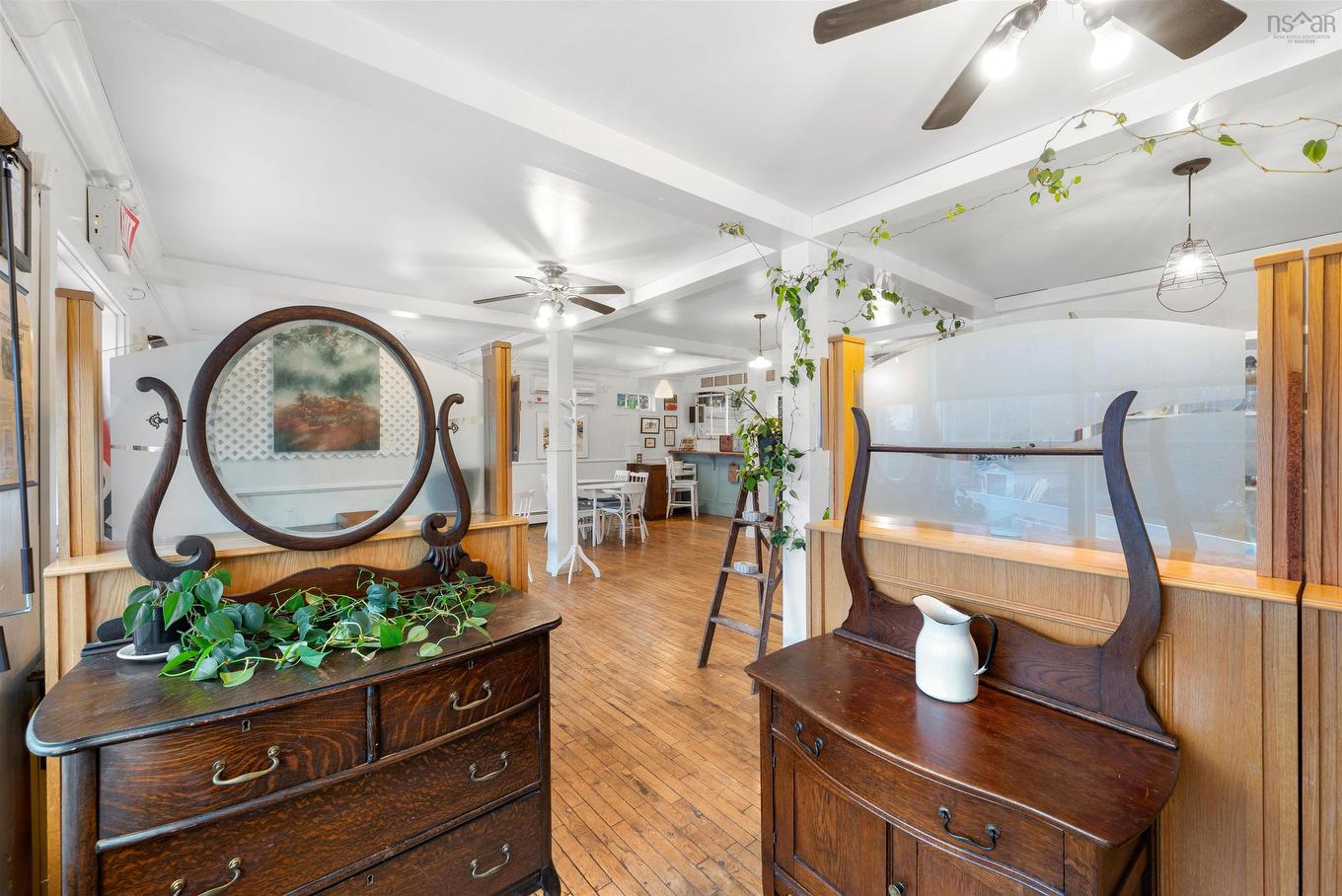 11377 Peggys Cove Road, Seabright, NS