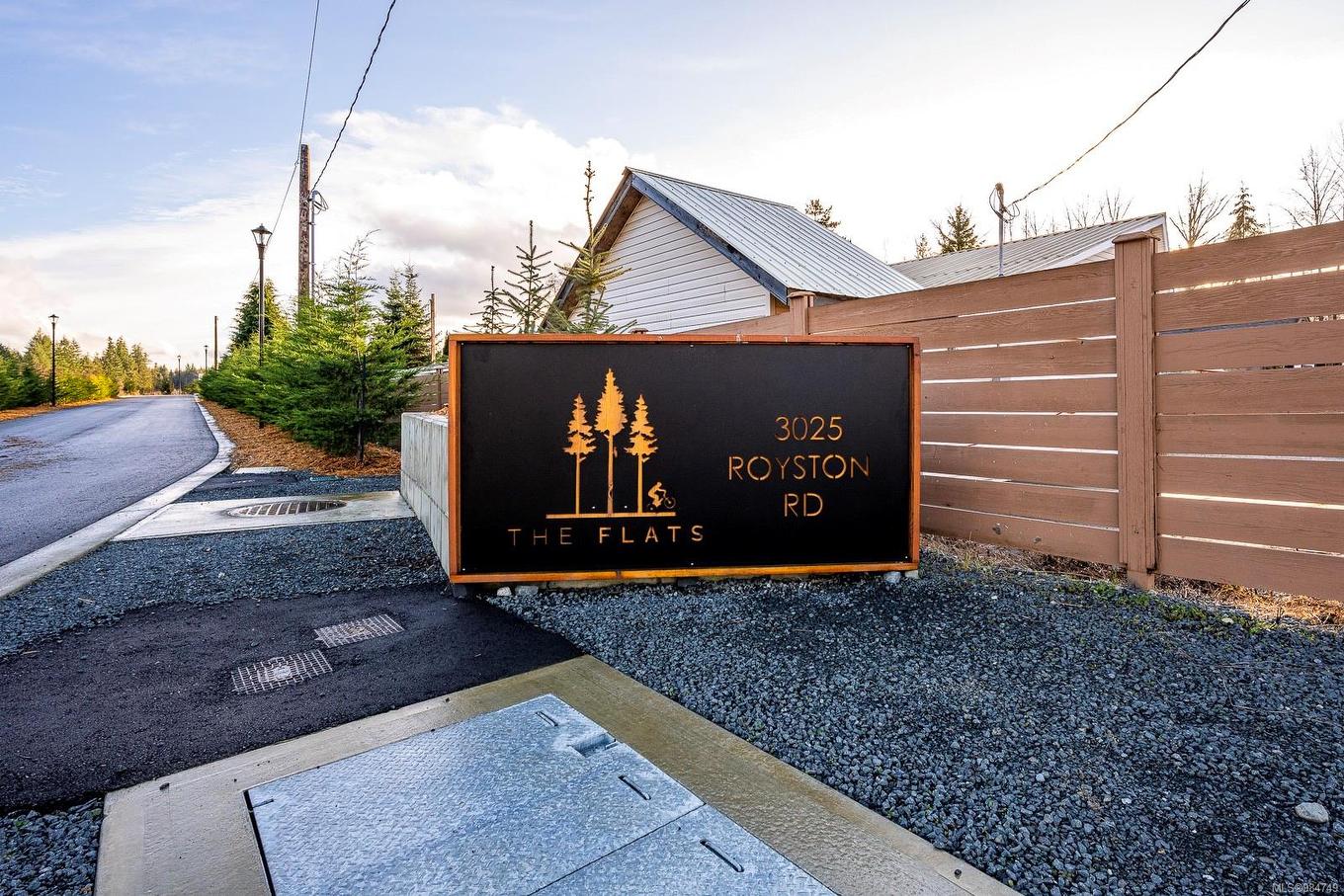 22-3025 Royston Rd, Cumberland, BC