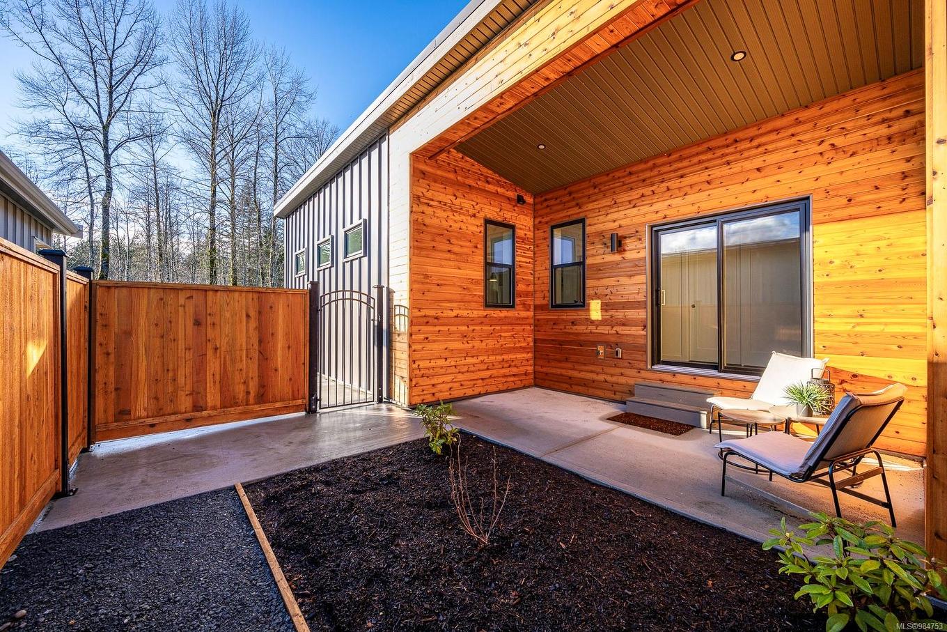 20-3025 Royston Rd, Cumberland, BC