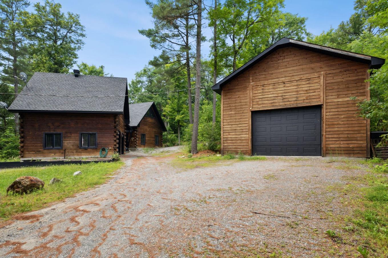 Frontage - 30 Ch. De La Lyrique, Val-Des-Monts, QC - Outdoor With Exterior