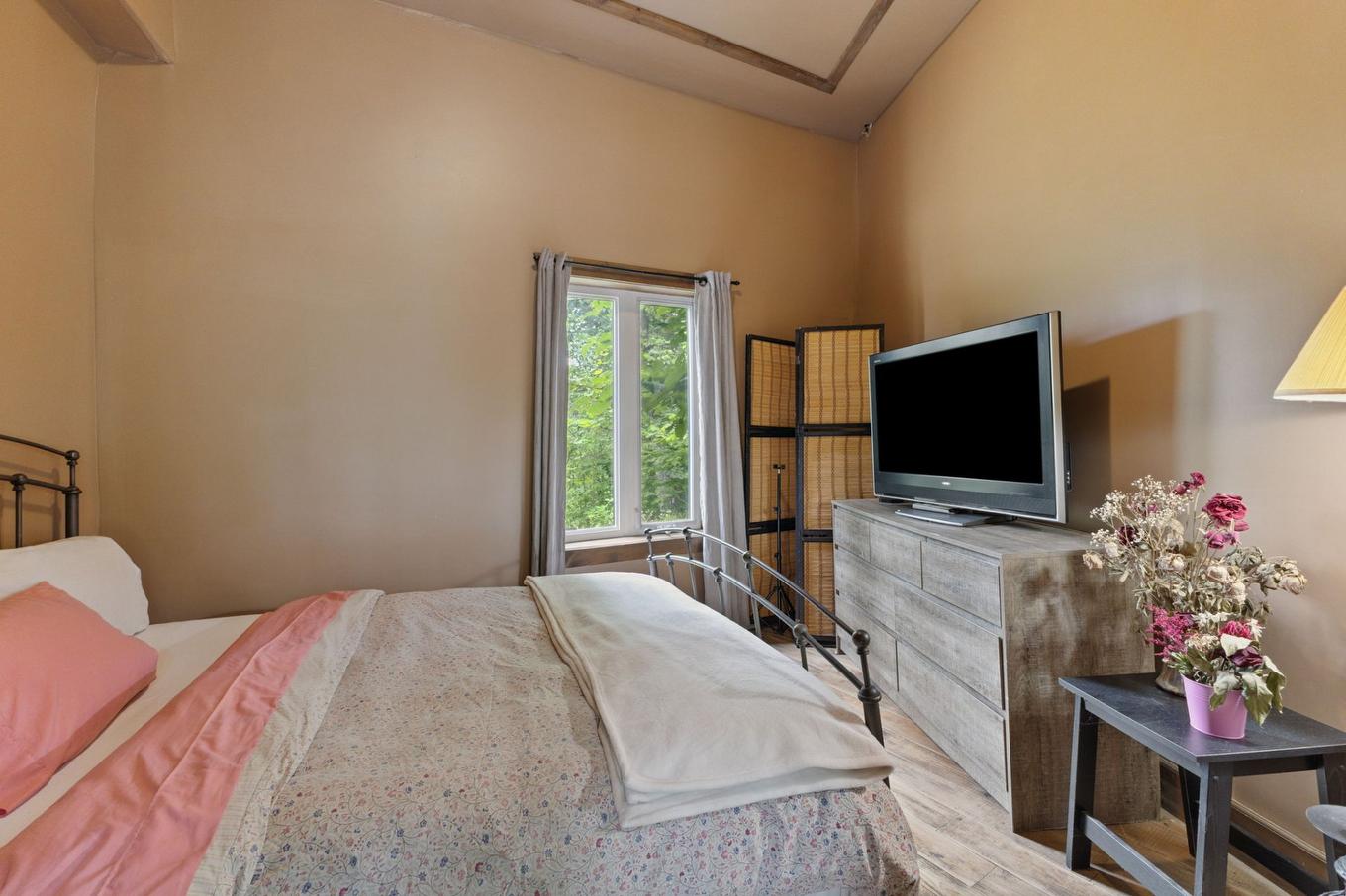 Bedroom - 30 Ch. De La Lyrique, Val-Des-Monts, QC - Indoor Photo Showing Bedroom