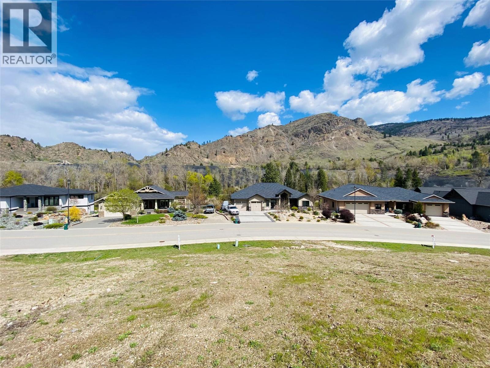 8721 Riverside Drive, Grand Forks, BC