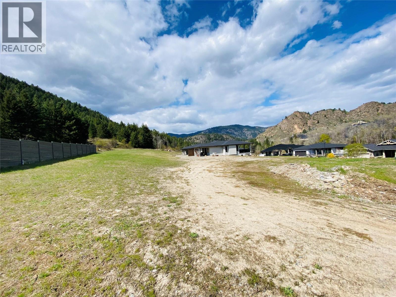 8721 Riverside Drive, Grand Forks, BC