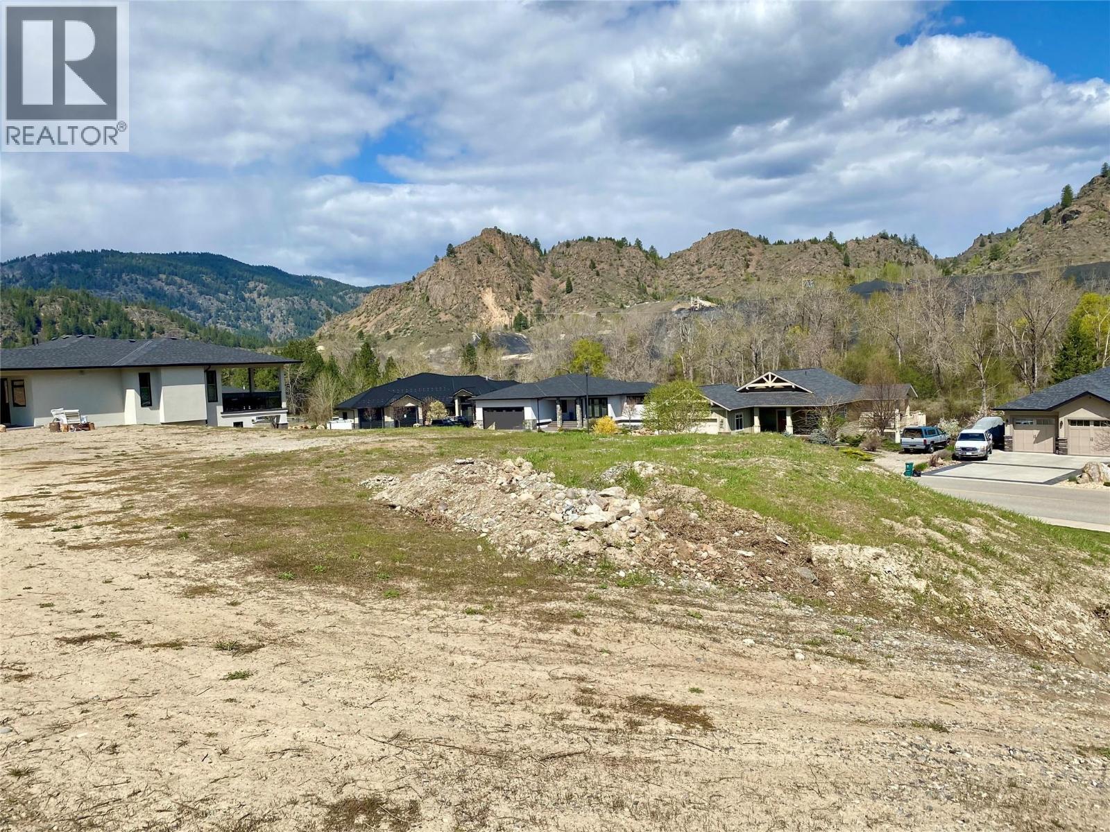 8721 Riverside Drive, Grand Forks, BC