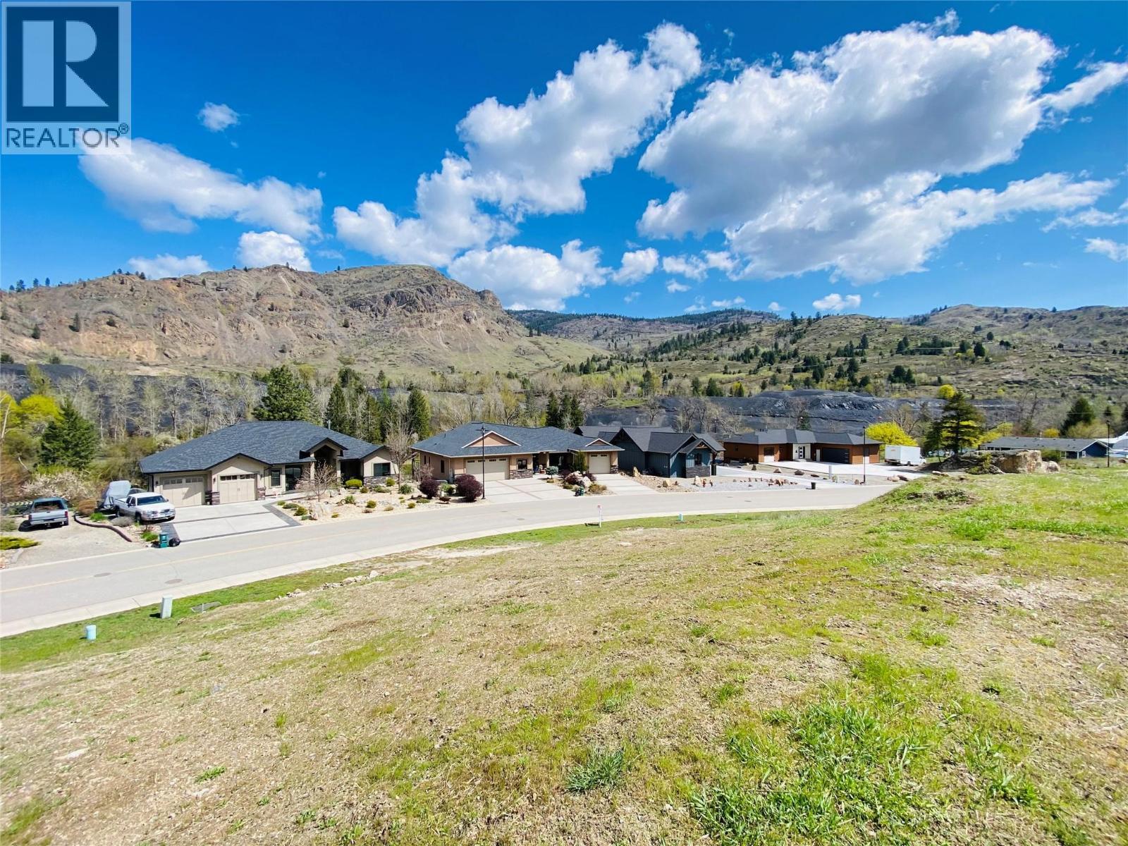 8721 Riverside Drive, Grand Forks, BC