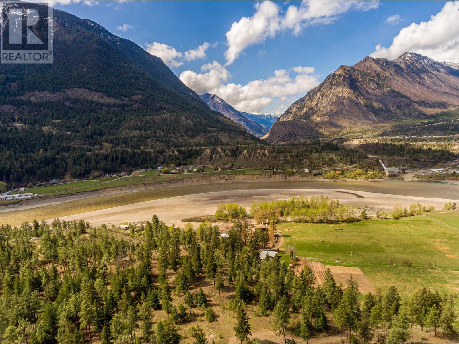 105 Horsebeef Terrace, Lillooet, BC