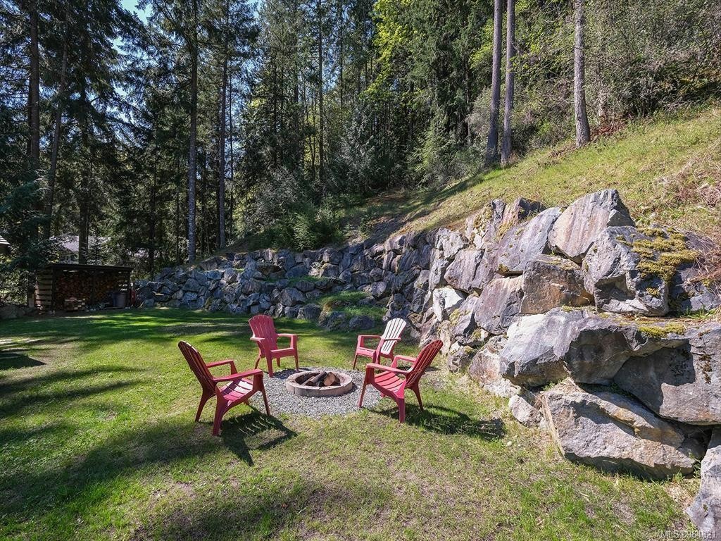 1109 / 1111 Paradise Close, Cowichan Bay, BC