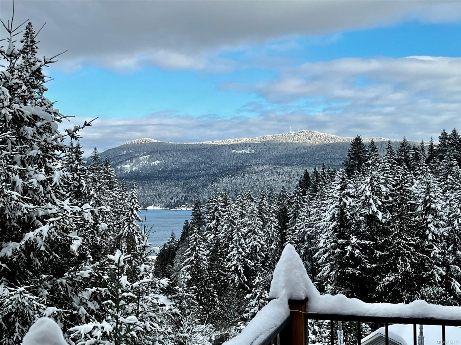 1109 / 1111 Paradise Close, Cowichan Bay, BC