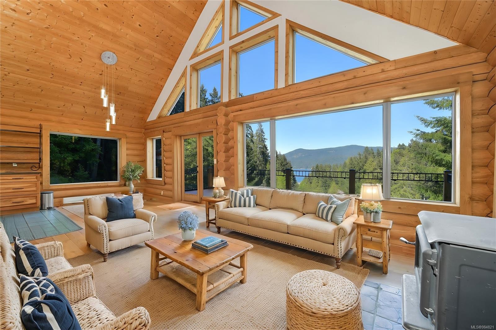 1109 / 1111 Paradise Close, Cowichan Bay, BC