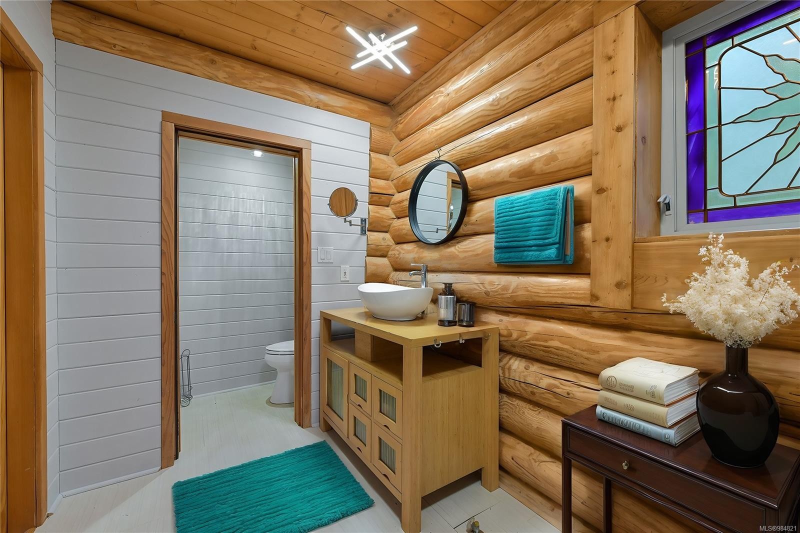 1109 / 1111 Paradise Close, Cowichan Bay, BC