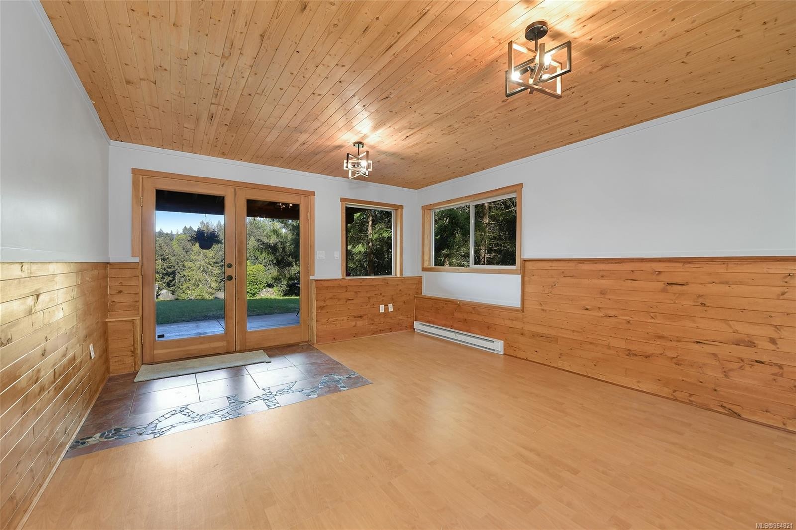 1109 / 1111 Paradise Close, Cowichan Bay, BC