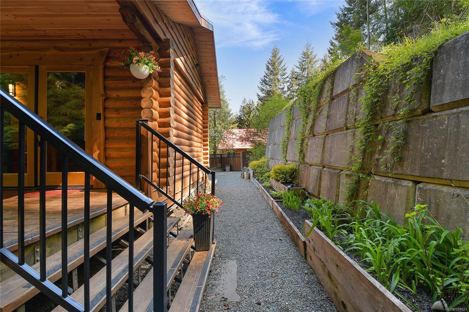 1109 / 1111 Paradise Close, Cowichan Bay, BC