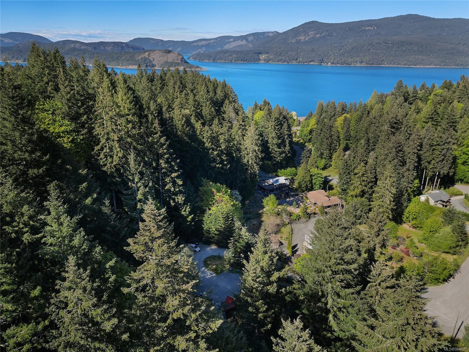 1109 / 1111 Paradise Close, Cowichan Bay, BC