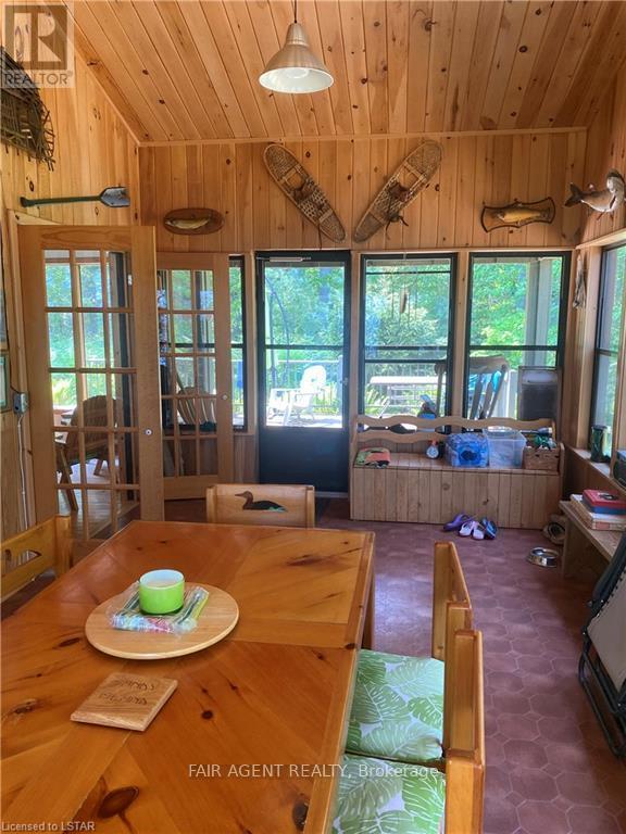 Lt25 Sandy Island, West Nipissing (North Monetville), ON - Indoor