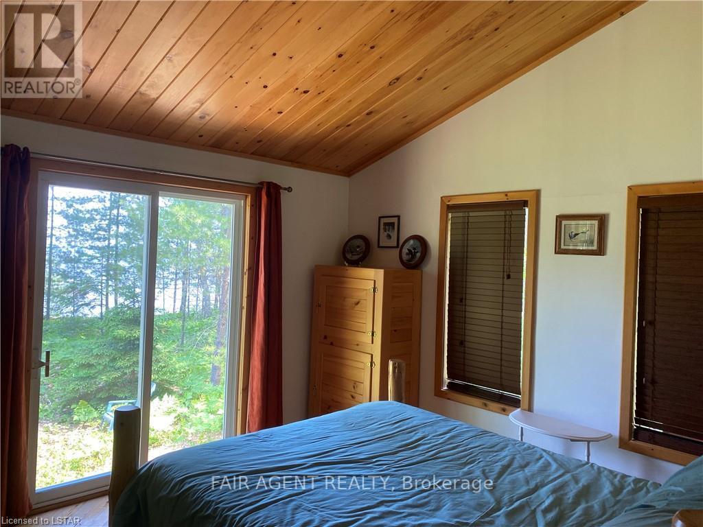 Lt25 Sandy Island, West Nipissing (North Monetville), ON - Indoor Photo Showing Bedroom