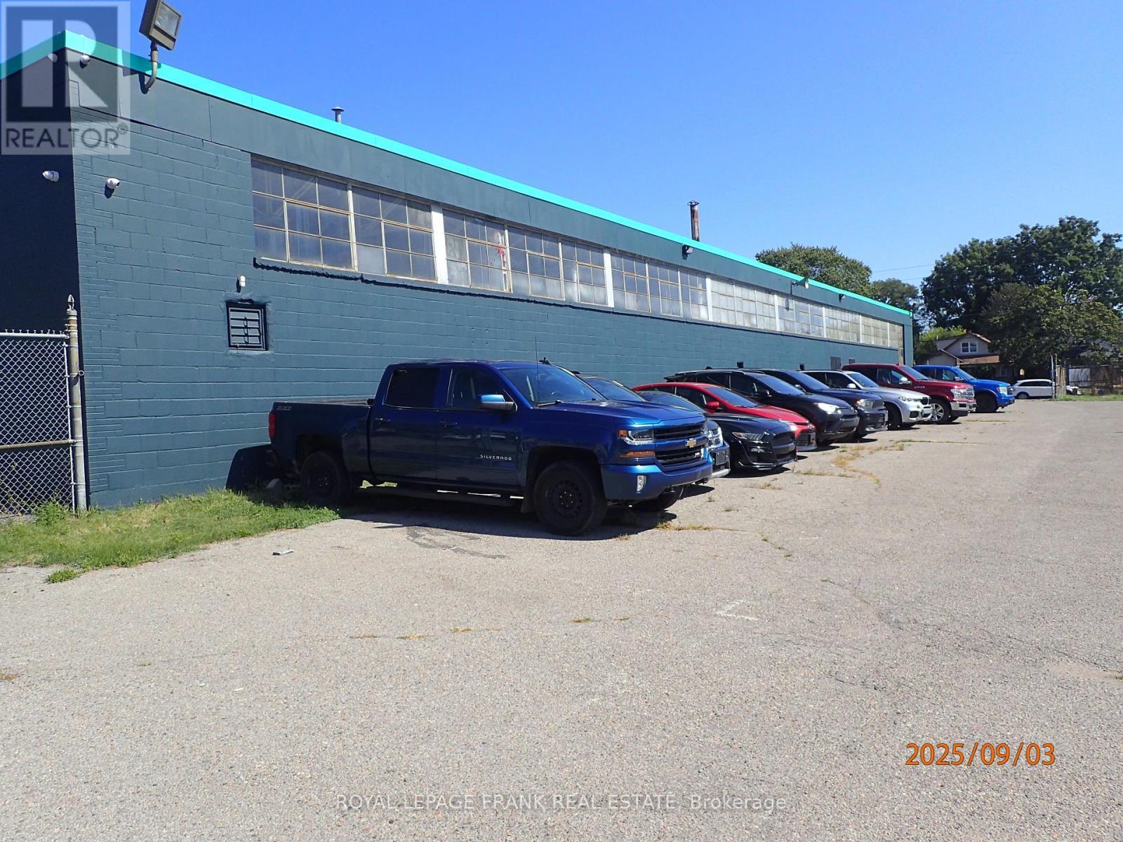 182&188 Park Road S, Oshawa (Vanier), ON