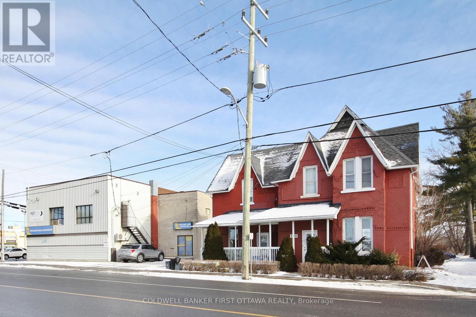 866 Notre Dame Street, Russell, ON