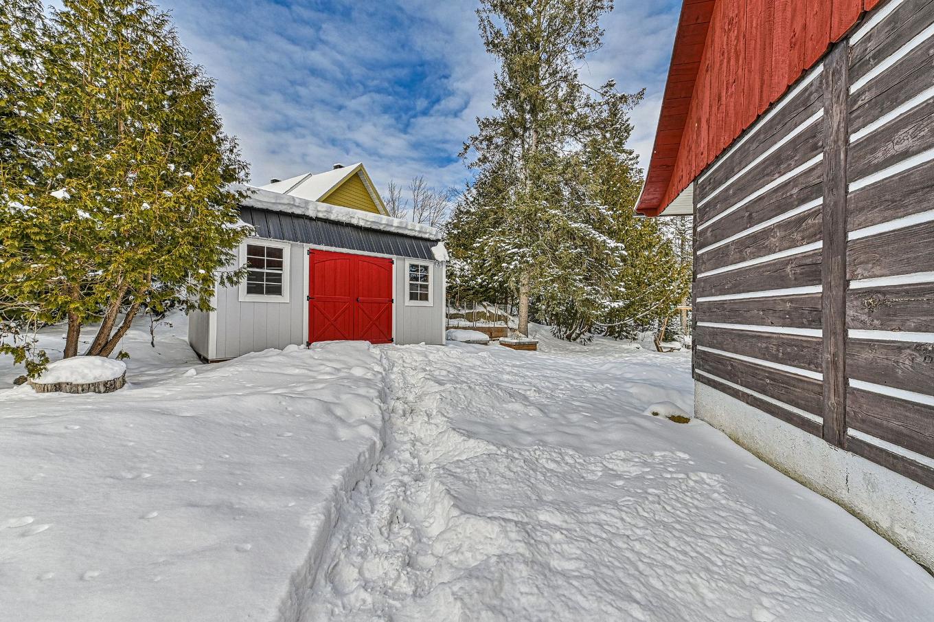 Garage - 3205 Rue Carignan, Sainte-Adèle, QC - Outdoor