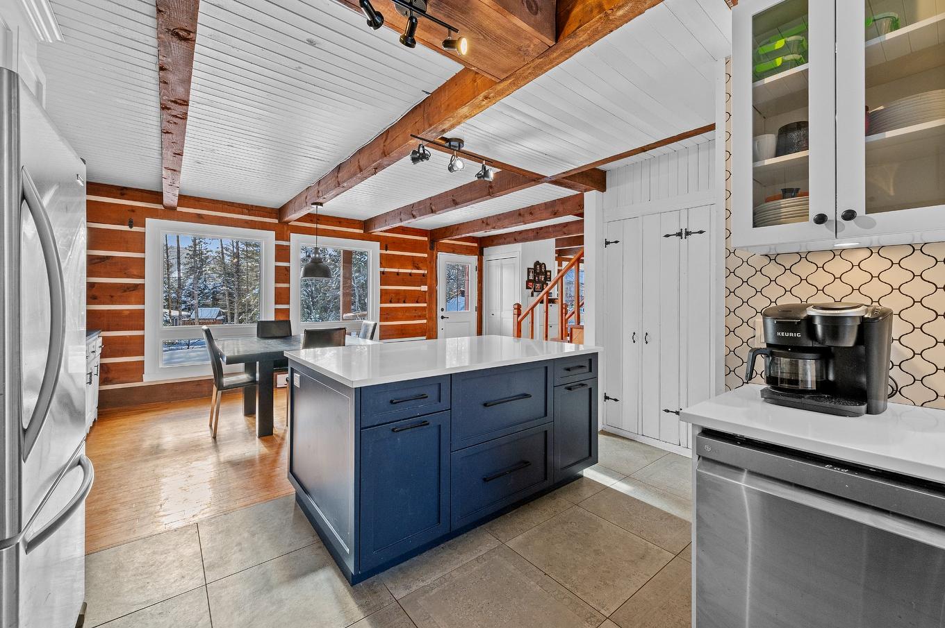 Kitchen - 3205 Rue Carignan, Sainte-Adèle, QC - Indoor Photo Showing Kitchen