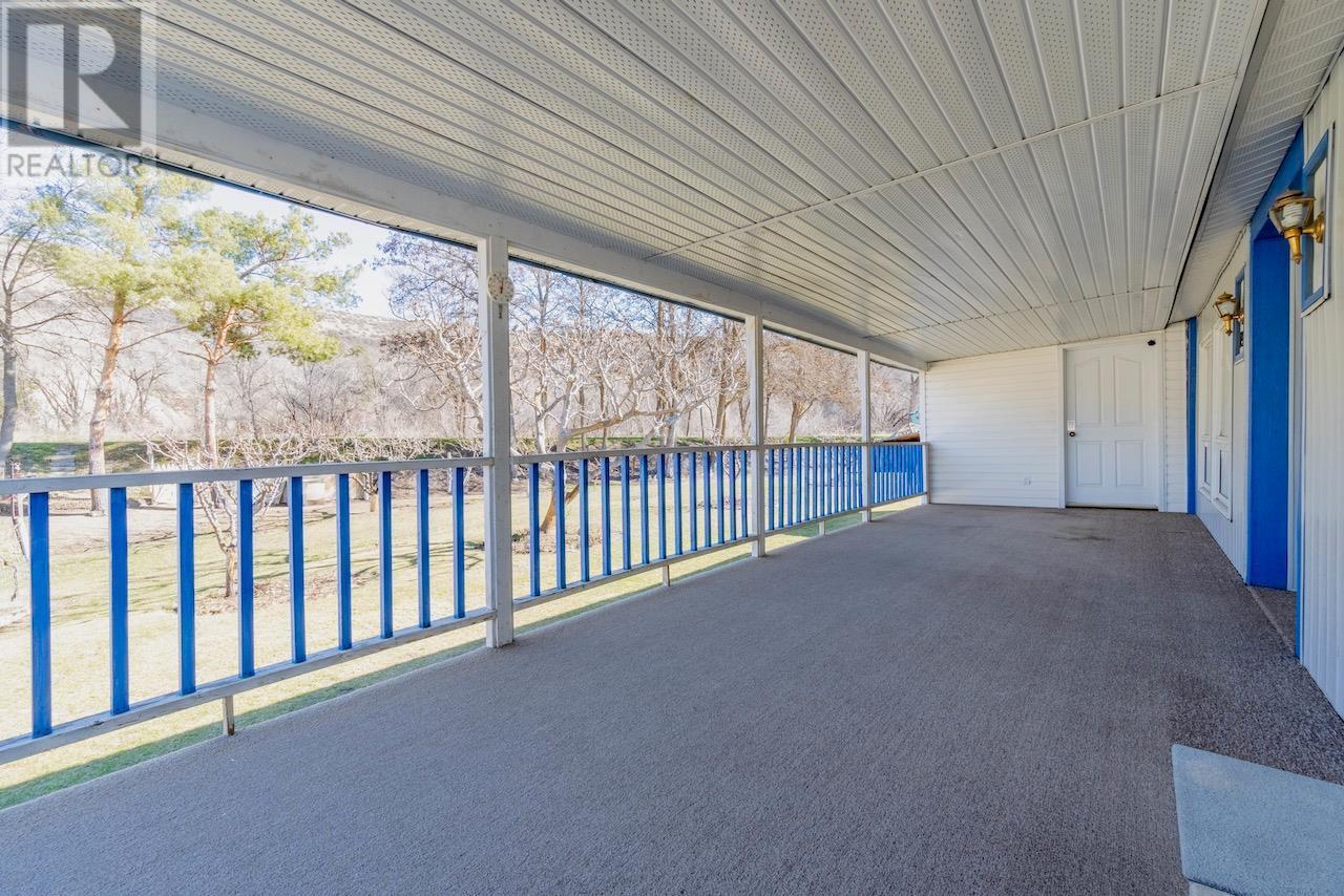 129 Walnut Place, Oliver, BC - With Exterior