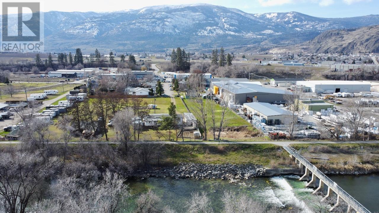 129 Walnut Place, Oliver, BC - Outdoor With View
