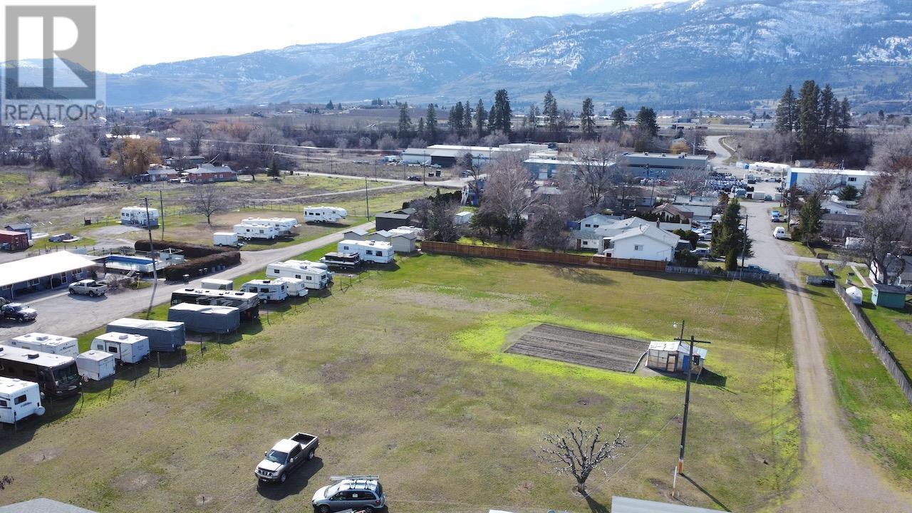 129 Walnut Place, Oliver, BC - Outdoor With View