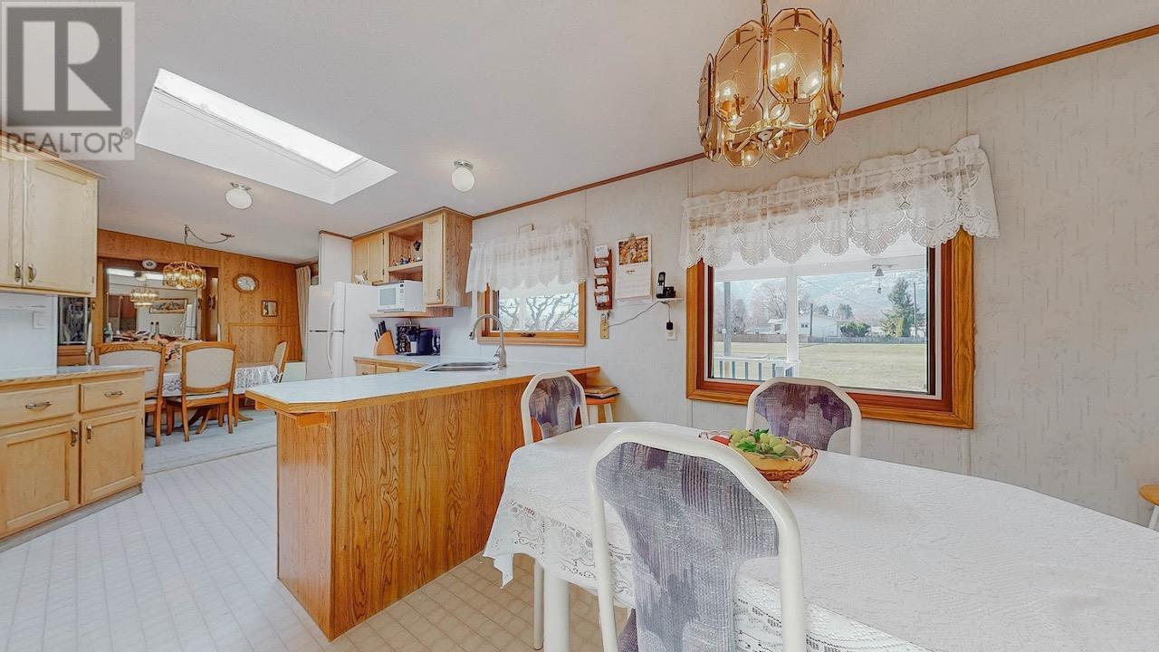 129 Walnut Place, Oliver, BC - Indoor