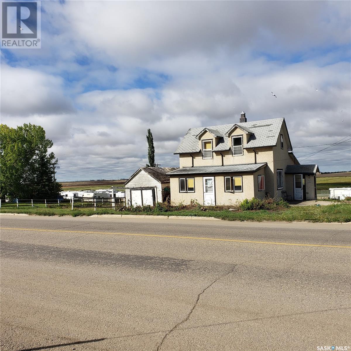 703 Government Road, Weyburn, SK