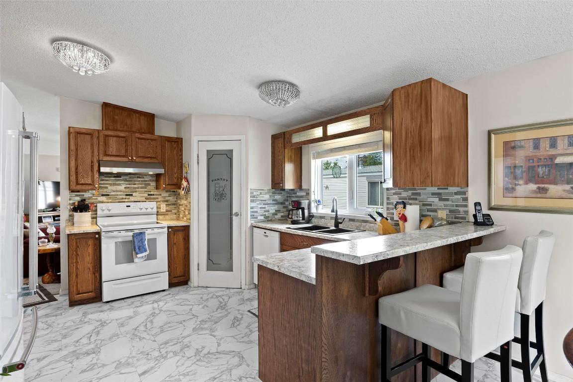 29-240 G & M Road, Kamloops, BC