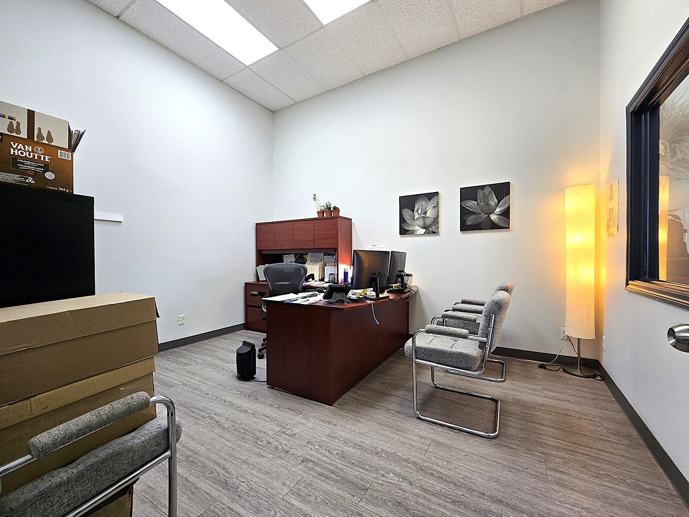 Office - 2284 Boul. Industriel, Laval (Chomedey), QC - Indoor
