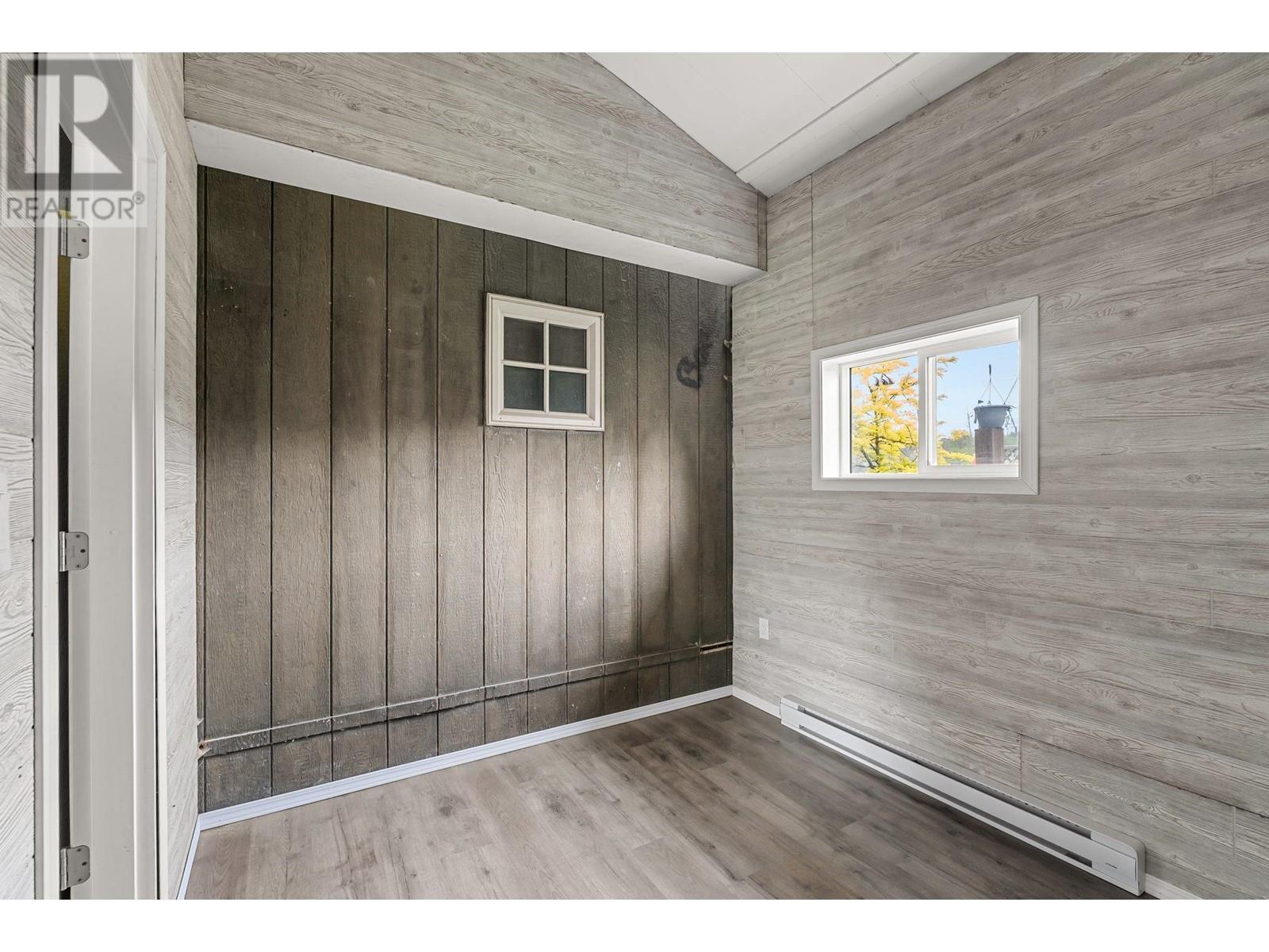 3830 Casorso Road, Kelowna, BC - Indoor Photo Showing Other Room